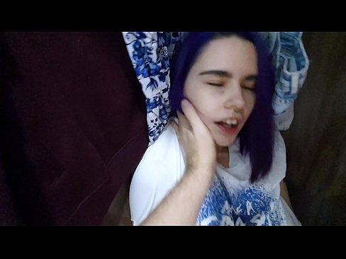 ❤️ Hittade min syster i garderoben och hjälpte henne att komma ☑ Pornvideo at us sv.28films.ru